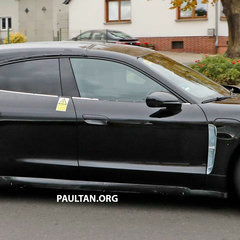 Porsche-Taycan-Sport-Turismo-6