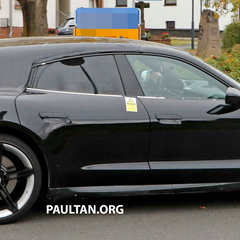 Porsche-Taycan-Sport-Turismo-7