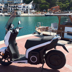 Silence E01 electric scooter – 2