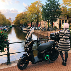 Silence E01 electric scooter – 3
