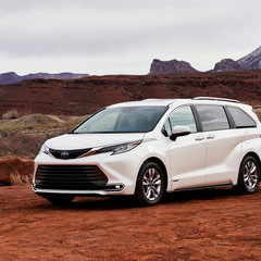 2021 Toyota Sienna Limited 1