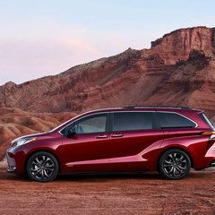 2021 Toyota Sienna XSE 3