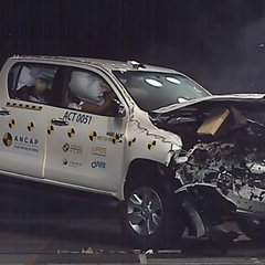 2020-Toyota-Hilux-Asean-Ncap-1_BM