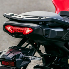 2021-Yamaha-Tracer-9-and-Tracer-9-GT-13 BM