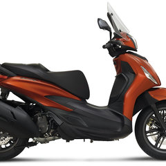2021-Piaggio-Beverly-S-HPE-3 BM