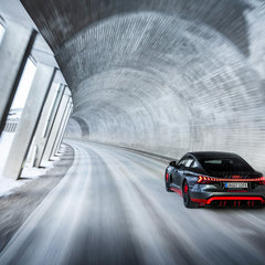 Audi RS e-tron GT prototype-8