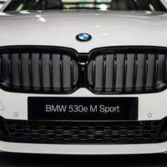 2021 BMW 5 Series facelift M Performance Parts Malaysia launch 1