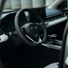 2021-Geely-Emgrand-official-photo-5-850x567_BM