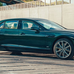 2022 Bentley Flying Spur Hybrid