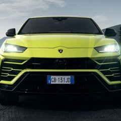 Lamborghini Urus 15,000th Production Milestone (11)