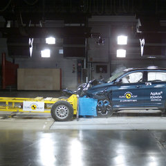 Lynk & Co 01 Euro NCAP (4)