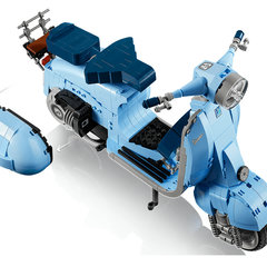 2022 Lego Vespa 125 – 6