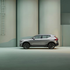 XC40 B4, Silver Dawn