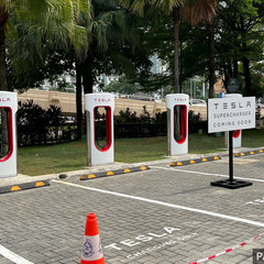 Tesla Supercharger Sunway Pyramid-1