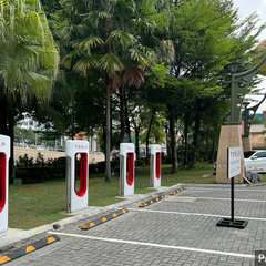Tesla Supercharger Sunway Pyramid-6