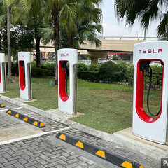 Tesla Supercharger Sunway Pyramid-7