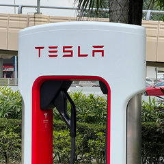 Tesla Supercharger Sunway Pyramid-8
