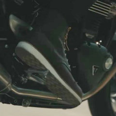 Triumph RS teaser 2024 BM-5