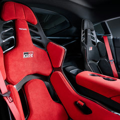 2025 Toyota GR Supra 13
