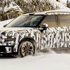 Lynk & Co L946 teaser-3