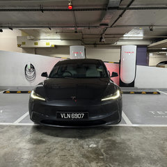 Tesla-Supercharger-V4_The-Gardens-Mall-11 Bm