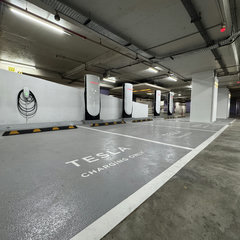 Tesla-Supercharger-V4_The-Gardens-Mall-6 BM