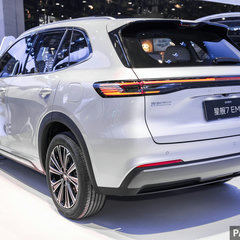 2025_Auto_China_Shanghai_Geely_Starship_7_EMi-2