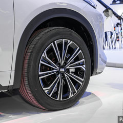 2025_Auto_China_Shanghai_Geely_Starship_7_EMi-6