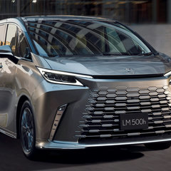 2025 Lexus LM partial improvement Japan-1