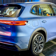 2026-Proton-eMas7-PHEV-Aquamarine-Blue-Alabaster-White-3