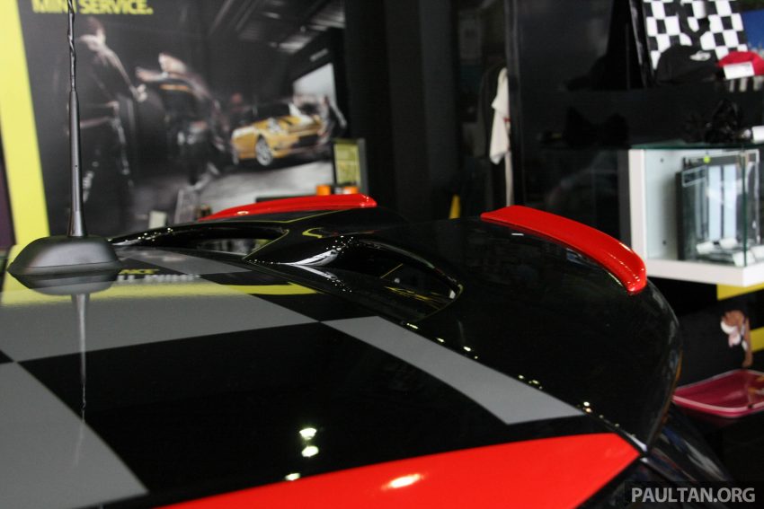 只有20辆，来欣赏MINI JCW Pro在展示间的实车照图辑！ 2151