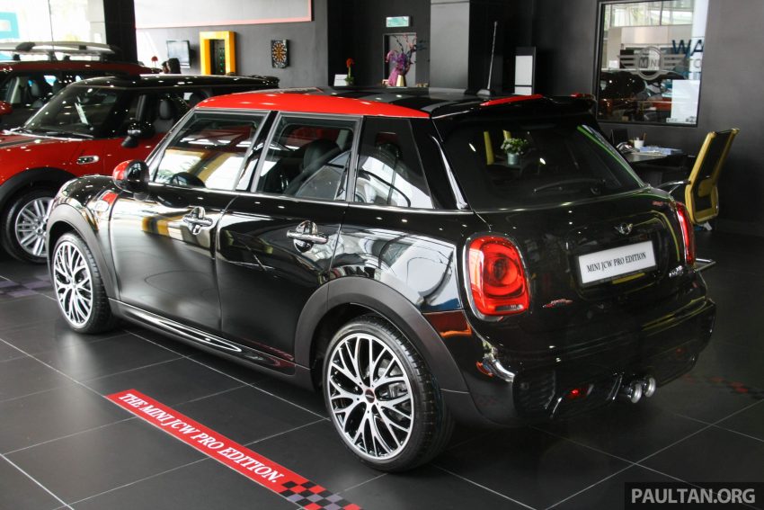 只有20辆，来欣赏MINI JCW Pro在展示间的实车照图辑！ 2139