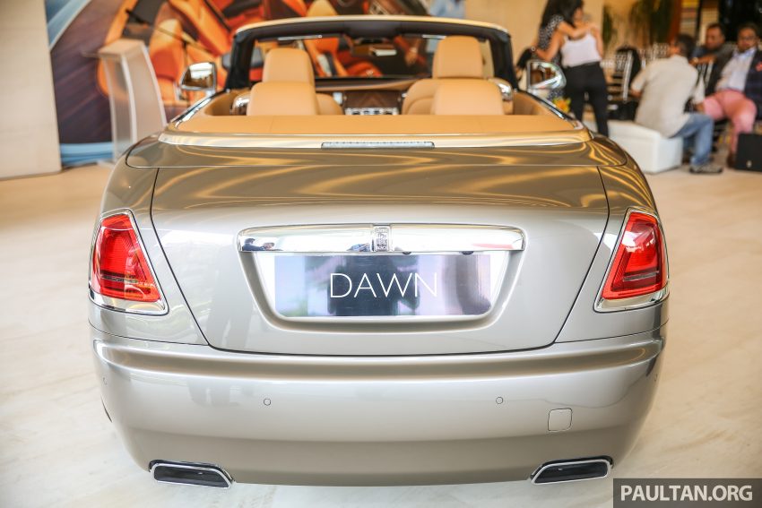 双门敞篷车Rolls Royce Dawn，最少400万的移动别墅！ 539