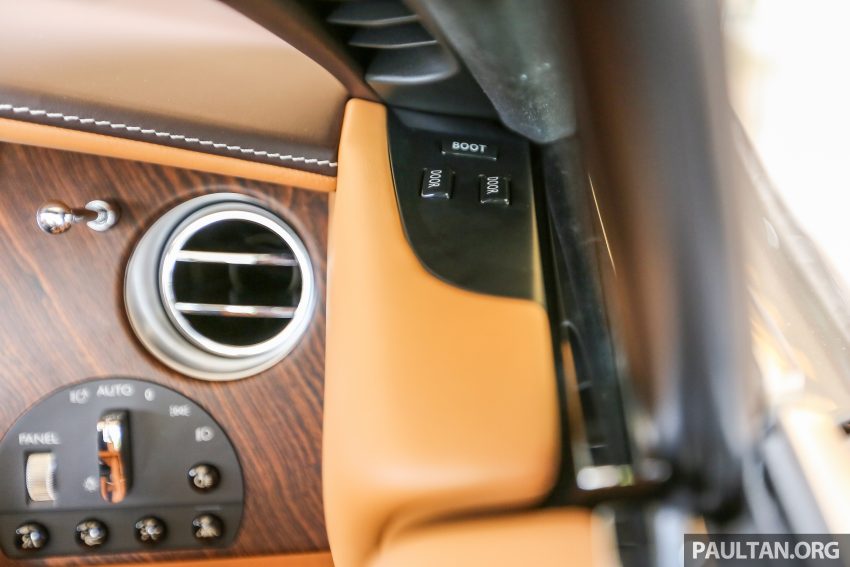 双门敞篷车Rolls Royce Dawn，最少400万的移动别墅！ 566