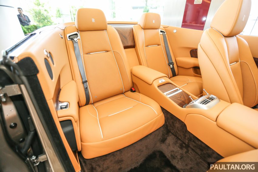 双门敞篷车Rolls Royce Dawn，最少400万的移动别墅！ 583
