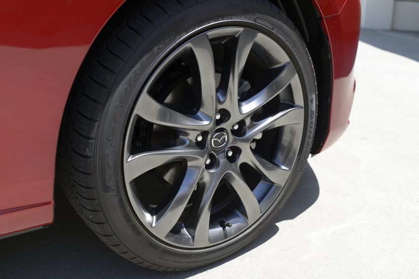 2017年式Mazda 6小改款，内装配备与安全大幅度升级！ 3577