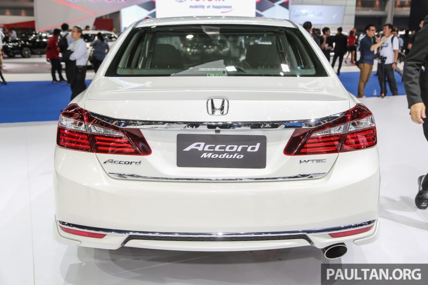 Honda Accord小改款即将上市，即日起可前往进行订购。 2454