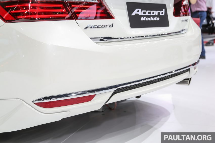 Honda Accord小改款即将上市，即日起可前往进行订购。 2460