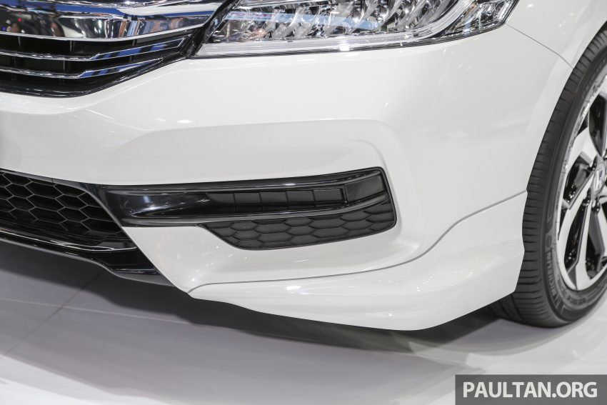 Honda Accord小改款即将上市，即日起可前往进行订购。 2449