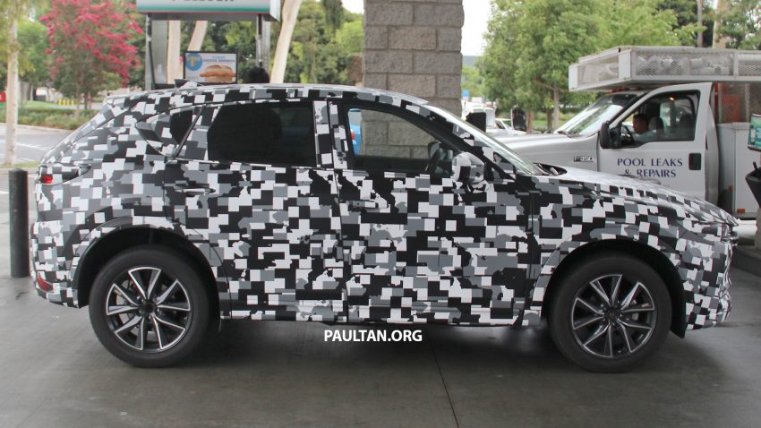 全新Mazda CX-5，被拍到在美国洛杉矶进行公路测试。 3503