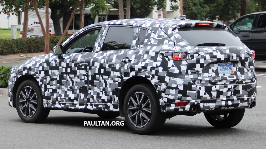 全新Mazda CX-5，被拍到在美国洛杉矶进行公路测试。 3510