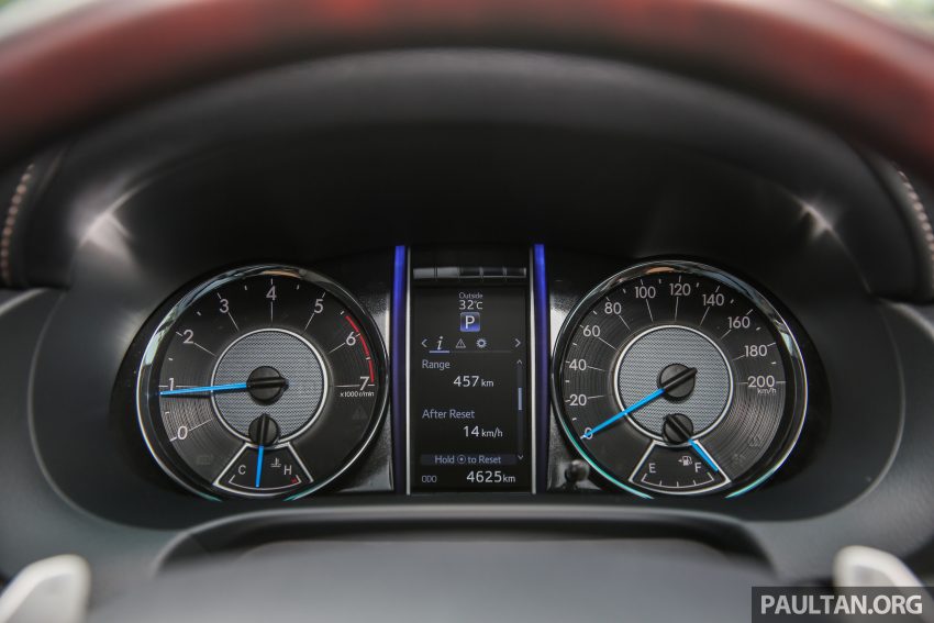 还是孪生兄弟，Toyota Hilux 与 Fortuner 新车试驾体验。 5329