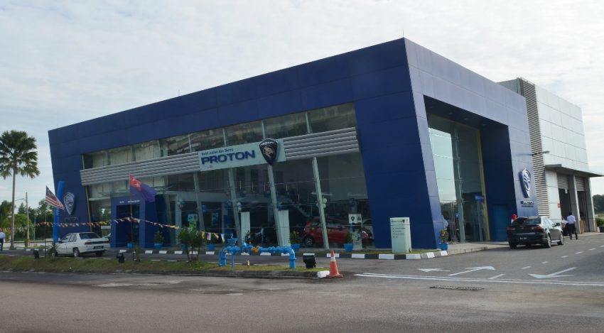 Proton CEO：明日起9间指定维修中心将一连7日营业，周末可将车子送修和进行保固索偿，部份零件或将降价30%。 3195