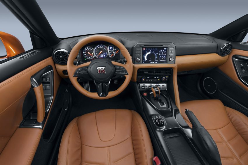 Nissan GT-R Track Edition面市，定位比普通版战神更高！ 7981