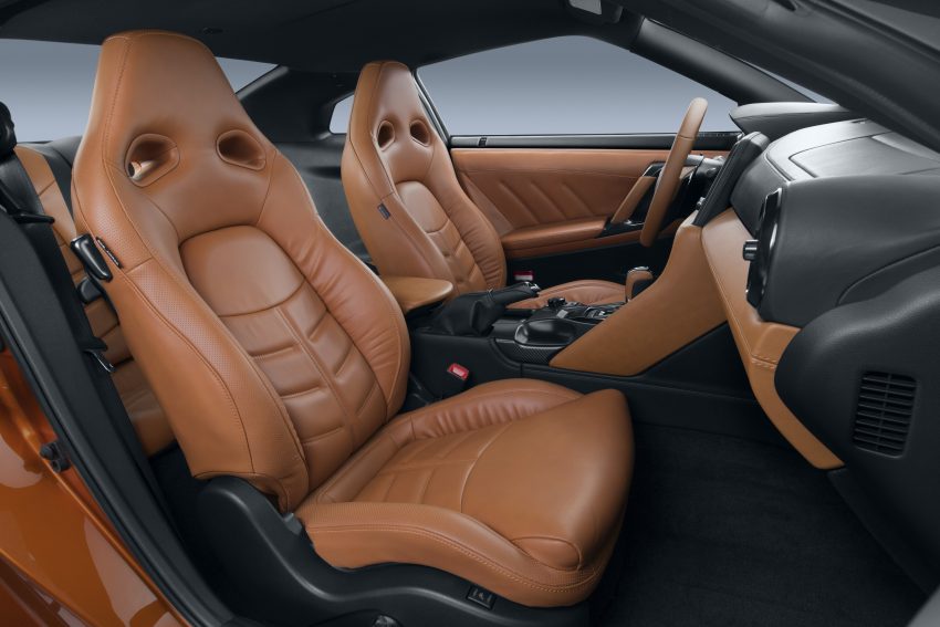 Nissan GT-R Track Edition面市，定位比普通版战神更高！ 7994