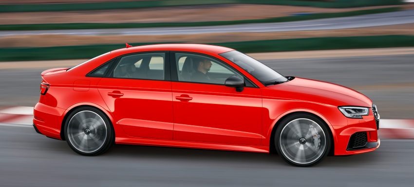 全新Audi RS3 Sedan面世，400hp输出，零百加速4.1秒！ 8775