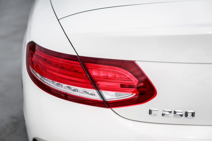 Mercedes-Benz SLC小改与C-Class Cabriolet本地面市！ 8430