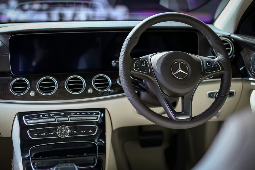Mercedes-Benz E 250 Avantgarde 与 E 250 Exclusive本地上市和开始接受订购，价格分别为RM421k和RM426k！ 6576