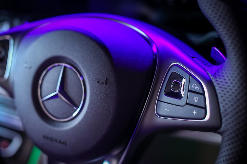 Mercedes-Benz E 250 Avantgarde 与 E 250 Exclusive本地上市和开始接受订购，价格分别为RM421k和RM426k！ 6581