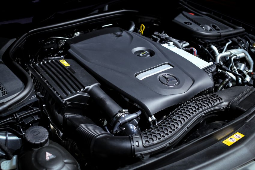 Mercedes-Benz E 250 Avantgarde 与 E 250 Exclusive本地上市和开始接受订购，价格分别为RM421k和RM426k！ 6585